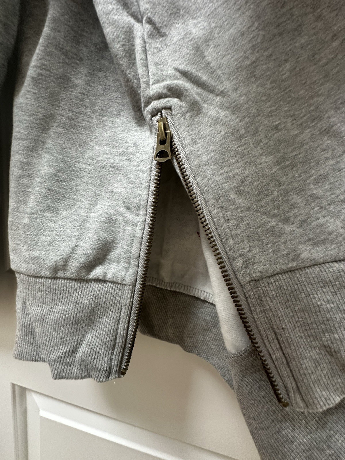 Women’s Large Light Grey Sweatshirt With Side Zips And Notched Collar NWOT