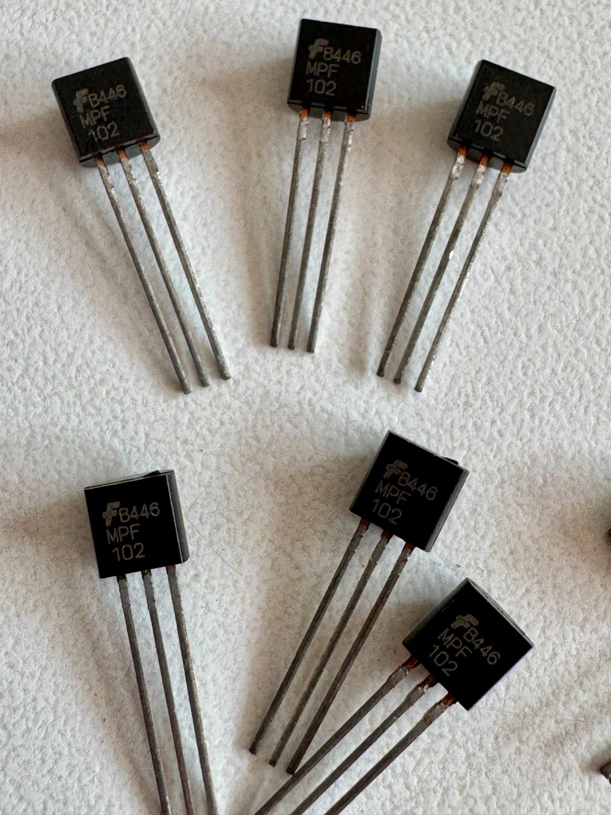 Fairchild MPF102 TO-92 JFET 25V 10mA Transistor New US Seller - 5 pcs