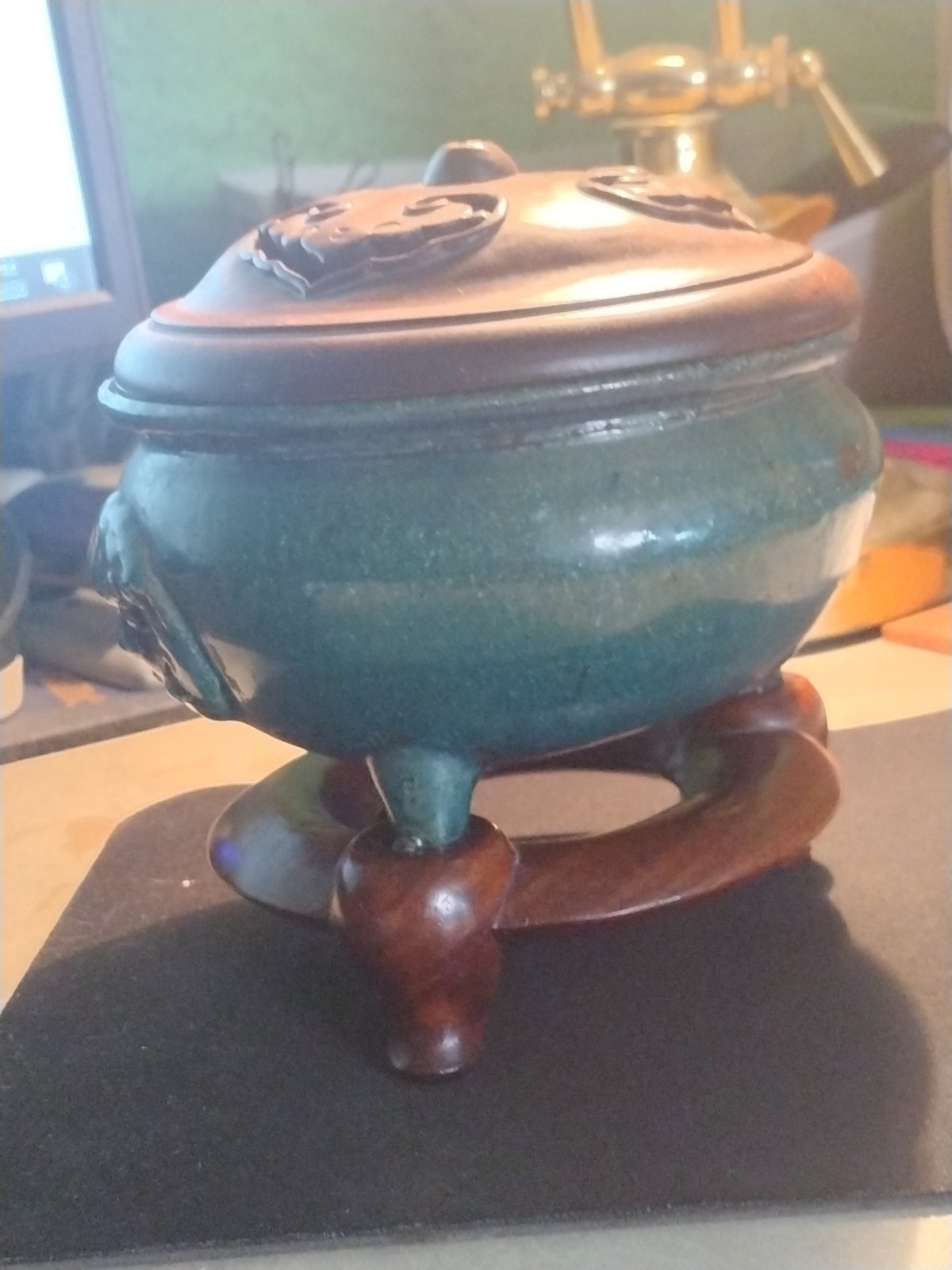 19th CENTURY CHINESE TURQUOISE GREEN GLAZED FOOTED FOO DOG CENSER * W/STAND