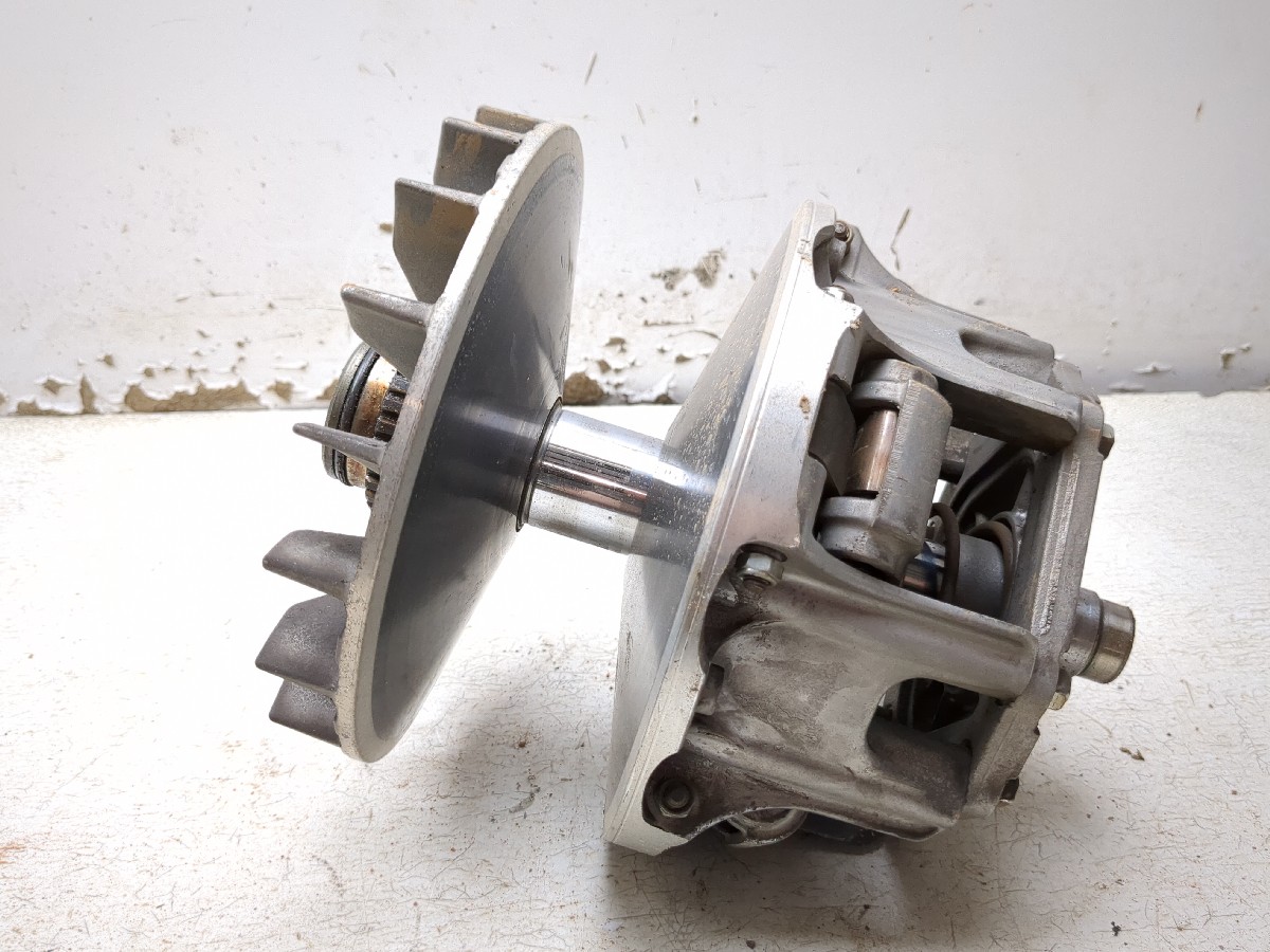 19 Kawasaki Mule Pro DXT KAF1000 CVT Primary Clutch Driven Assembly