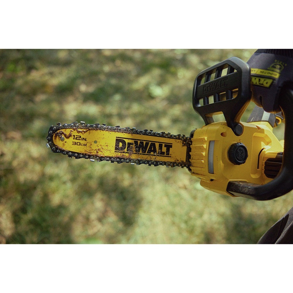DeWalt DCCS621P1R 20V MAX 12 in. Chainsaw Kit (5 Ah) Certified Refurbished
