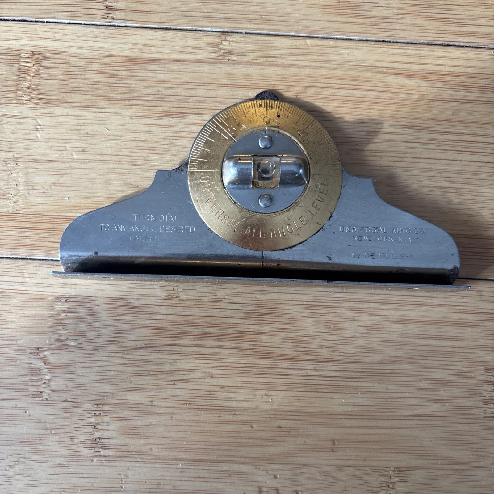 Vintage Level Protractor "UNIVERSAL MFG. CO."  ALL ANGLE Brass & Steel LEVEL ☆US