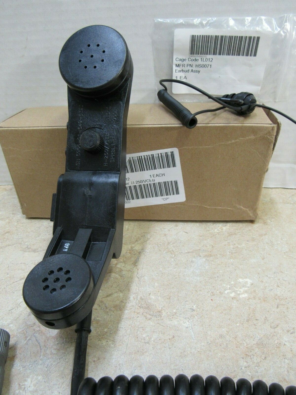 H-250 VCEB US Military Radio Handset with Ear Bud Assembly NIB Volume Control