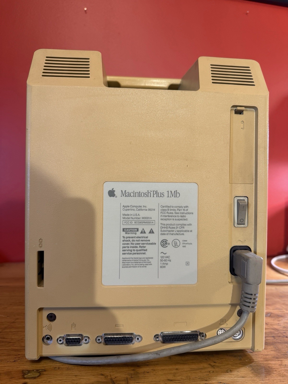 Apple MAC M0001 M0001A Original MAC computer w/upgrade incl. power cord