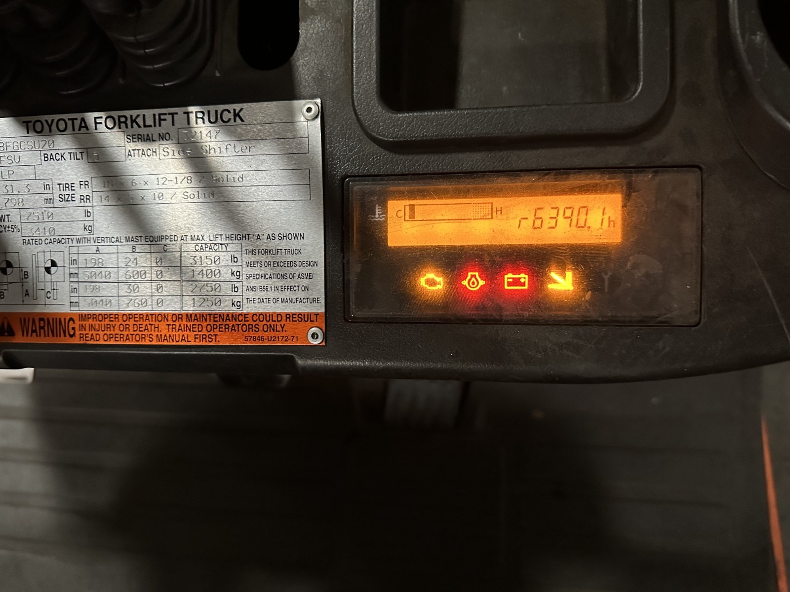 4000 lb. Toyota 8FGCSU20 Forklift 6300hr 3 Stages