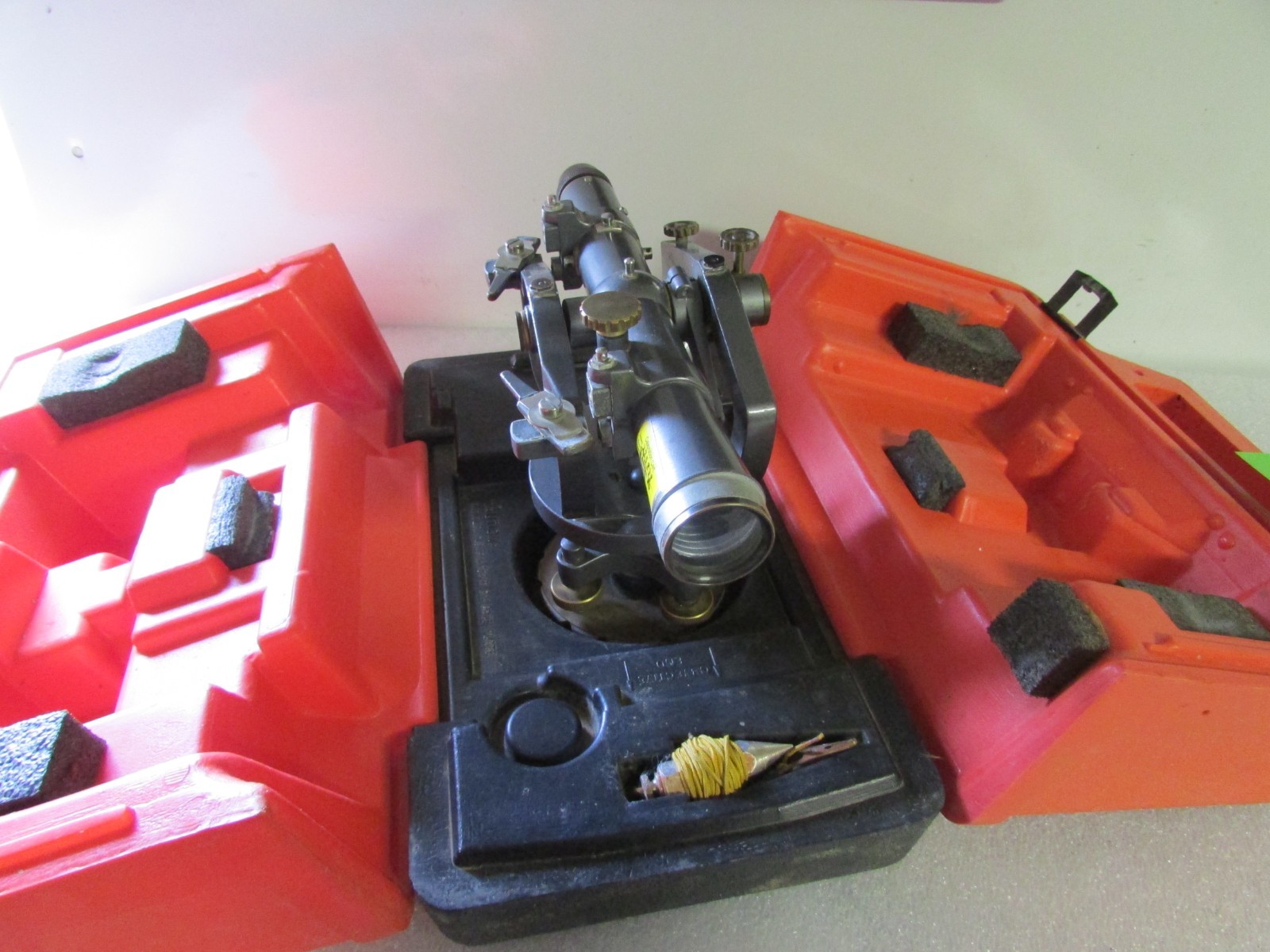 David White Instruments Transit Universal 8300 Realist