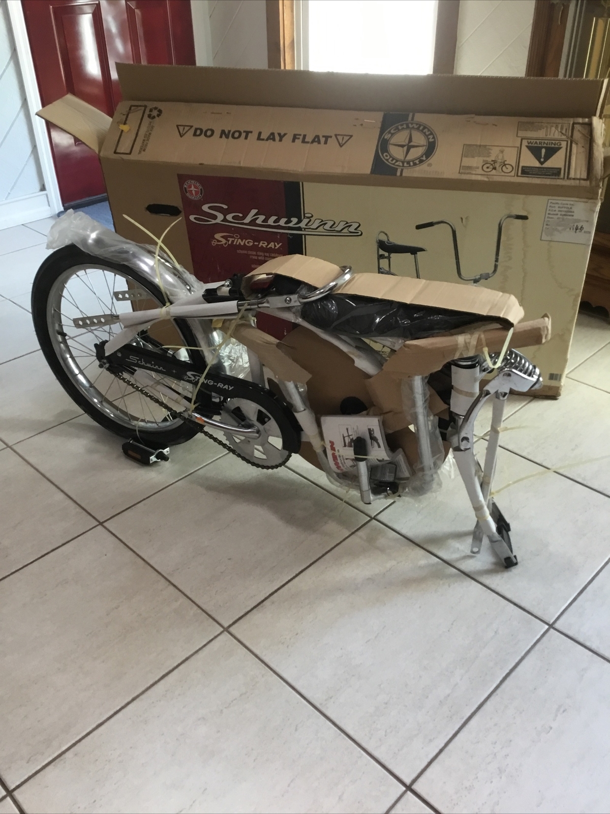 Schwinn Sting Ray Coal Krate Cruiser Bike 2007 NOS Special edition