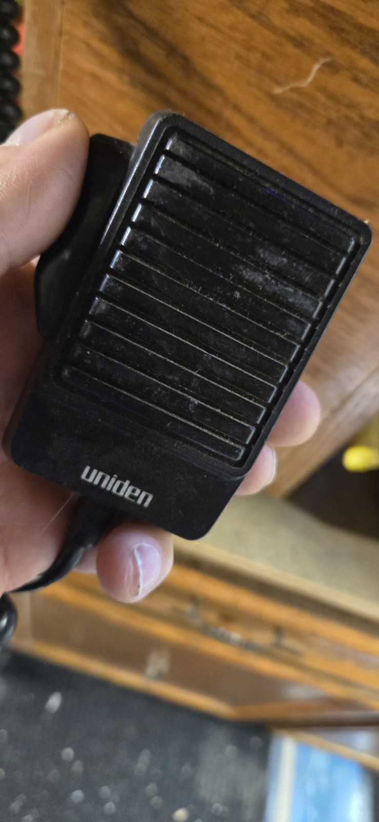 Uniden PC66XL 40-Channel CB Radio Mic and power cord & bracket