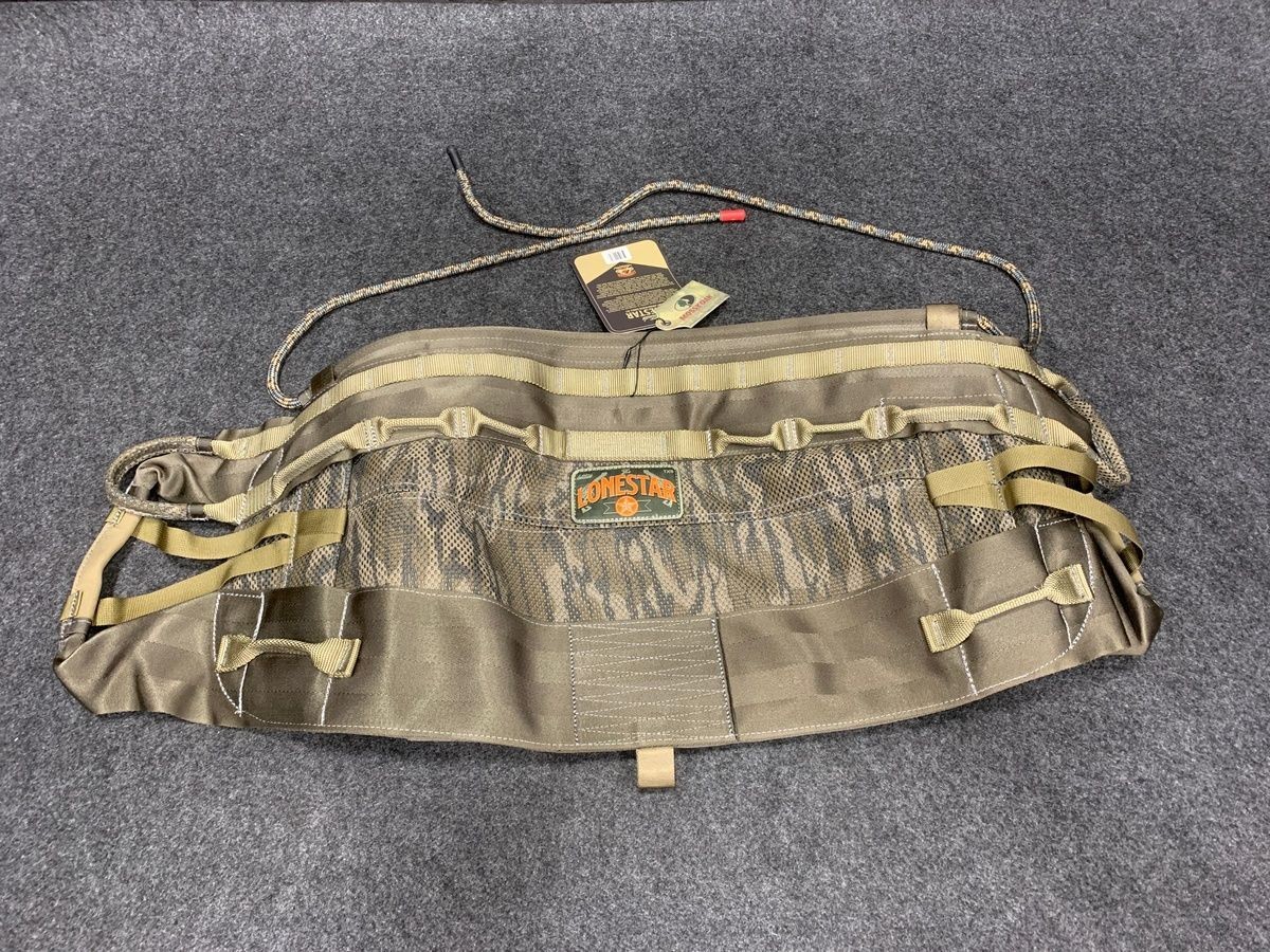 LATITUDE OUTDOORS  Lonestar Saddle Regular Mossy Oak Bottomland