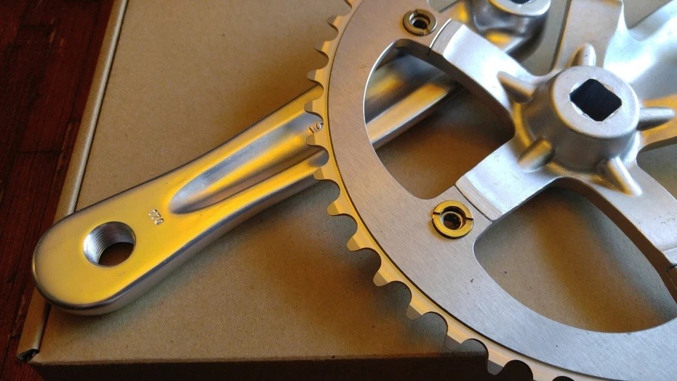 IRO CYCLE FORGED ALLOY FIXED GEAR BICYCLE TRACK BIKE CRANKSET - NOS SILVER 170MM