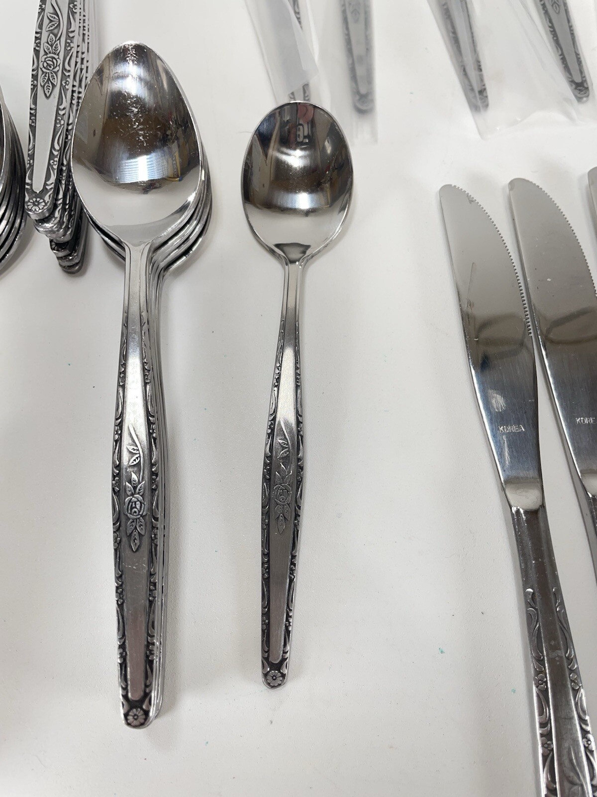 Interpur Single Rose Flatware Stainless Steel Korea 36 pieces 7 sets