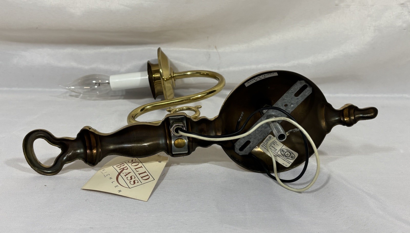 Vintage NOS Kichler Colonial Style Brass Wall Sconce Light Fixture 13.25"H