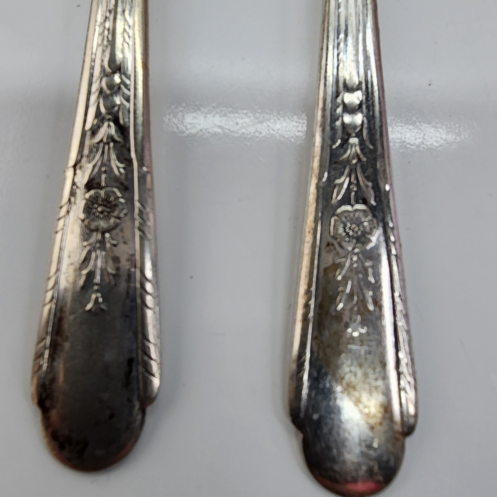2 Vintage Crosby 1935 Silverplate Forks 7" Floral Rose Pattern Crafting
