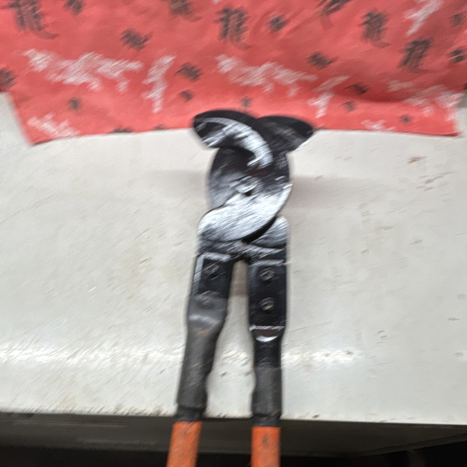 Klein Tools Manual Ratcheting Cable Cutter for Copper, 1 3/4” Max, 32 in #63045