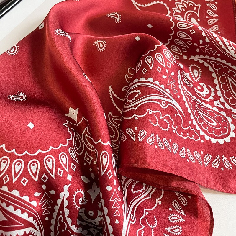 100% Mulberry Silk 21" Square Scarf Women Neckerchief Wrap Bandana Red Paisley