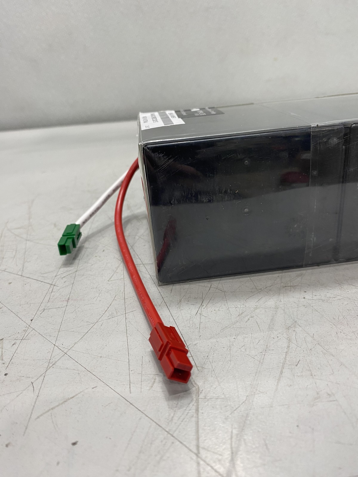 Eaton 8 Tripp Lite Replacement Battery Cartridge Model RBC5-192