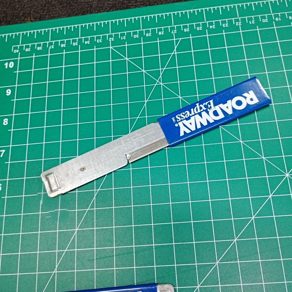 Vintage Lot of 3 Roadway Express Advertising Blue Retractable Box Opener Cutters