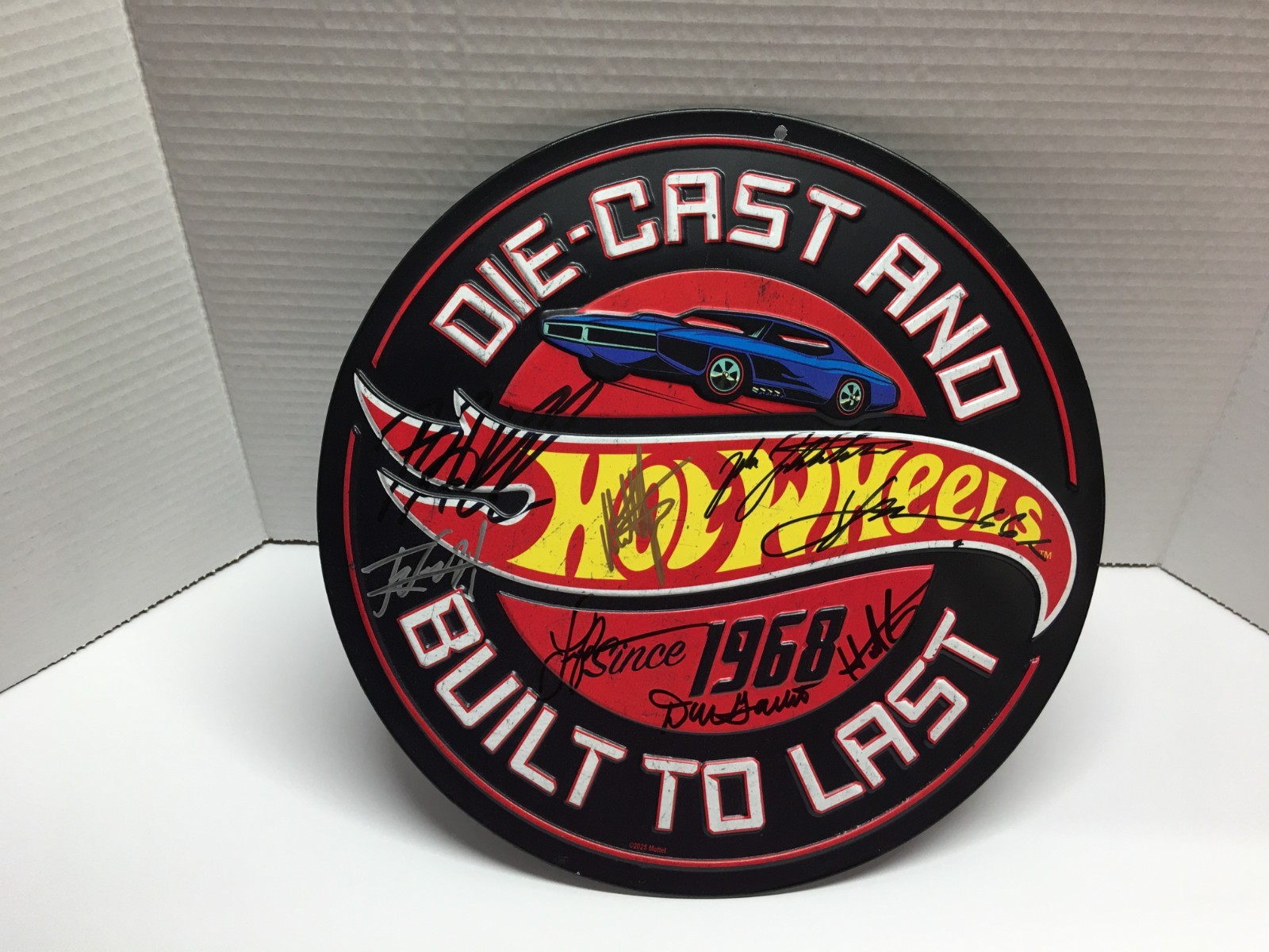 DON GARLITS & JOHN FORCE & 6 NHRA DRIVERS AUTOGRAPHED HOT WHEELS METAL SIGN