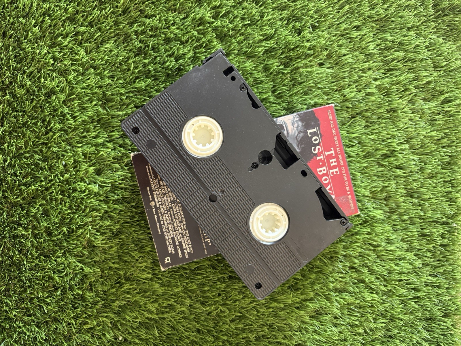 The Lost Boys (VHS, 1993)