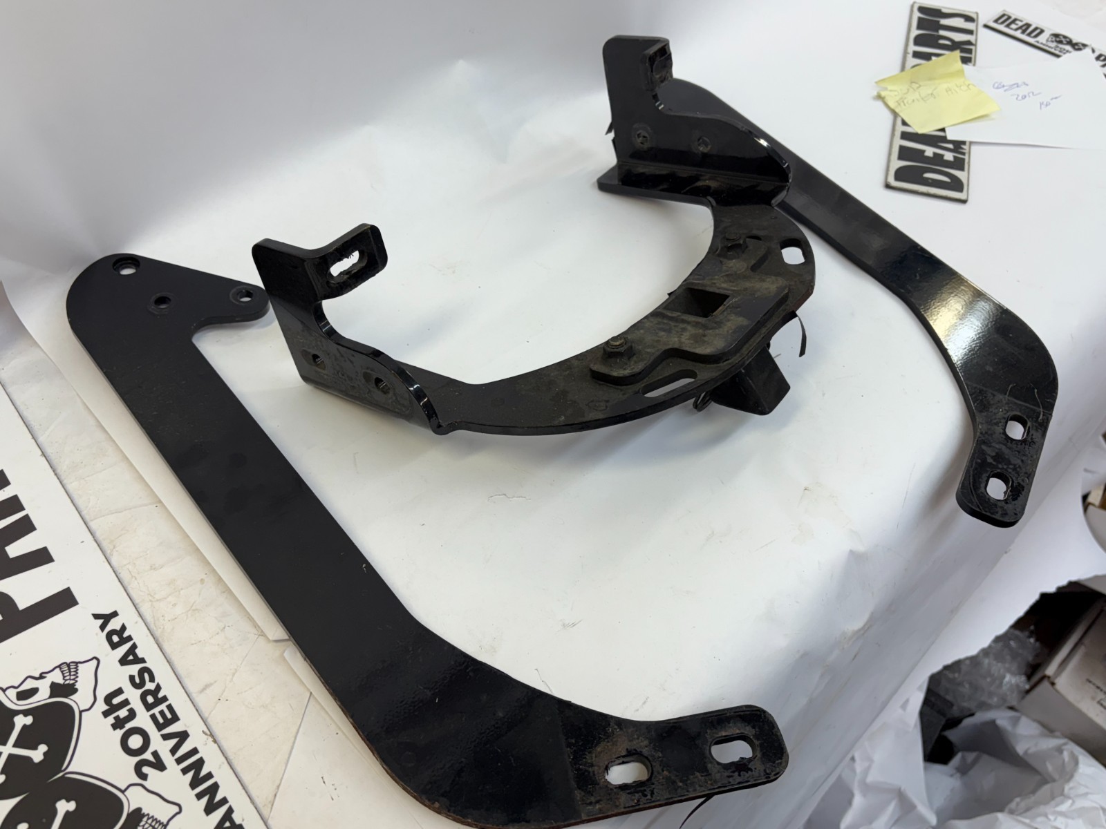 Harley 09-13 trailer hitch receiver mount bracket