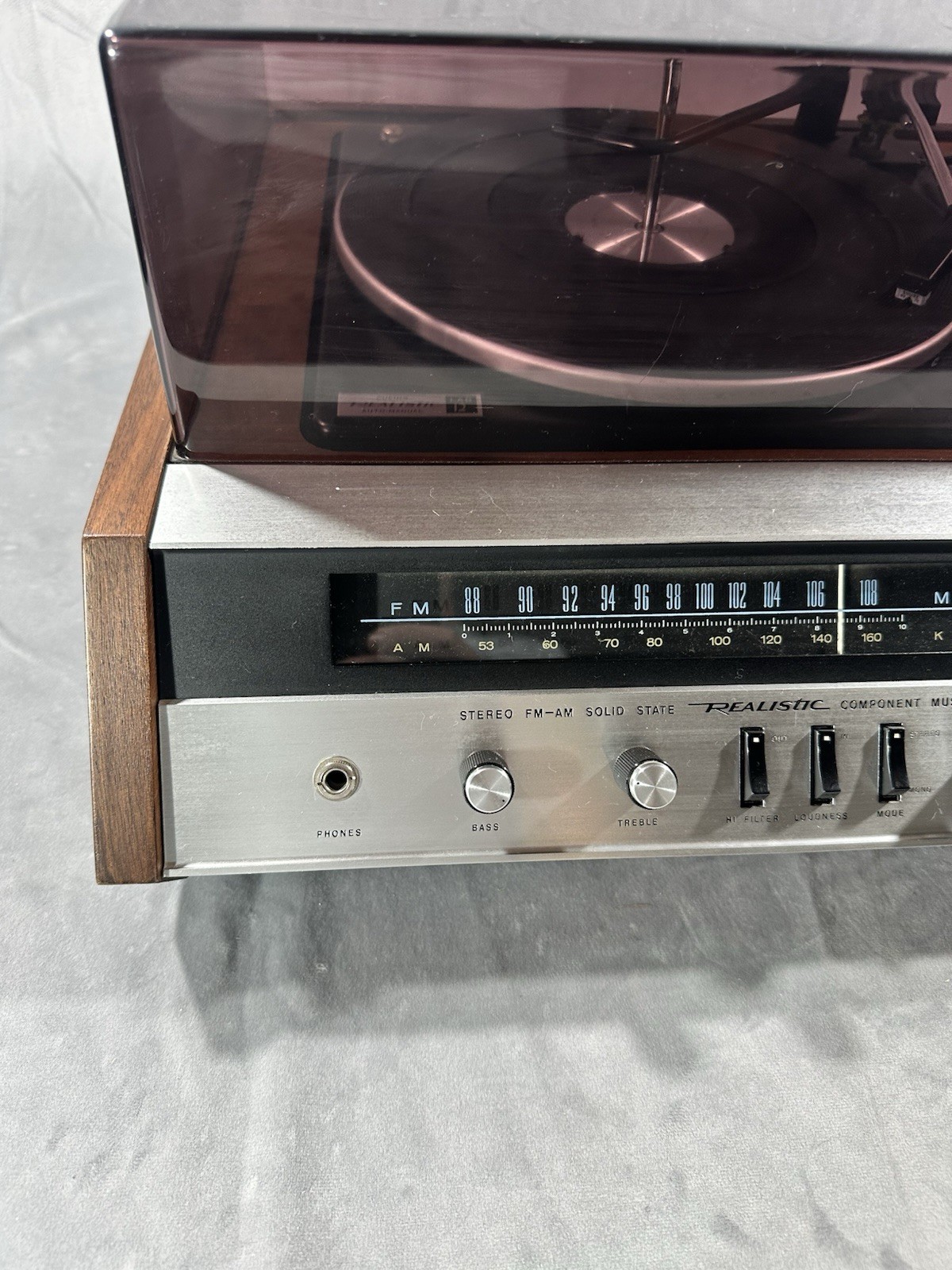 Realistic components music system model MC-2000 great condition