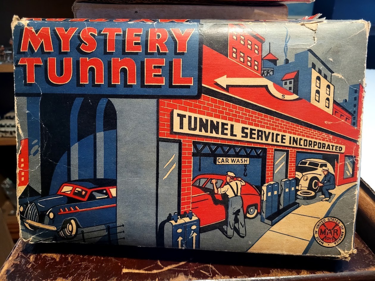 NICE SELDO SEEN Vintage 1930's MARX MYSTERY TUNNEL W/ TWO WIND UP CARS  in BOX