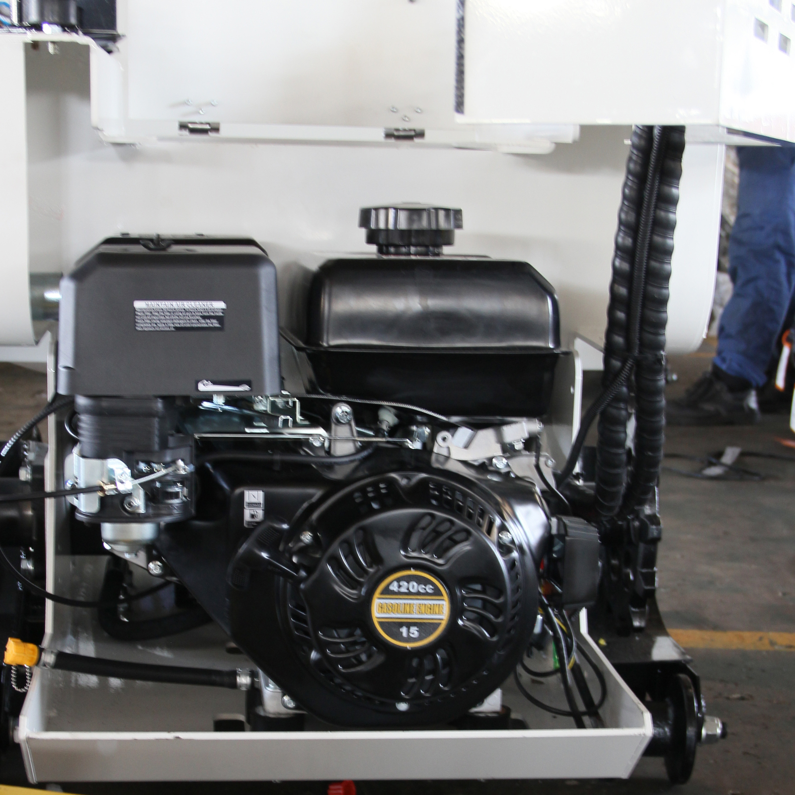 Mini Skid Steer Loader Riding Tracked Loader for Landscaping