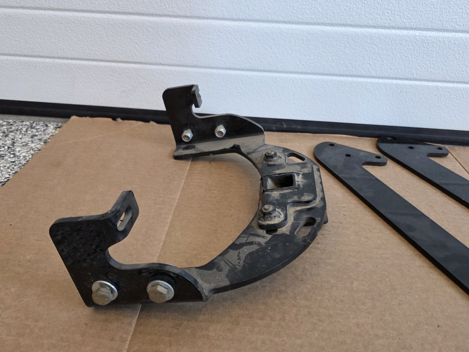 Harley 09-13 Touring Trailer Hitch receiver mount bracket