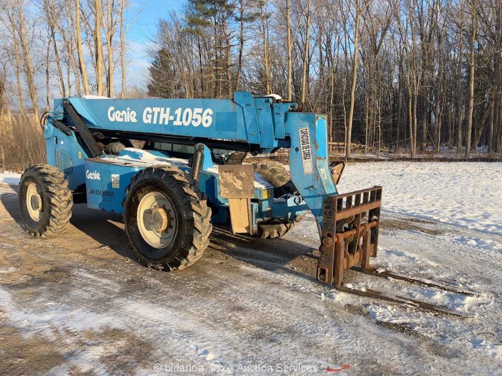 2014 Genie GTH1056 56' 10K Telescopic Reach Forklift A/C Cab Telehandler bidadoo