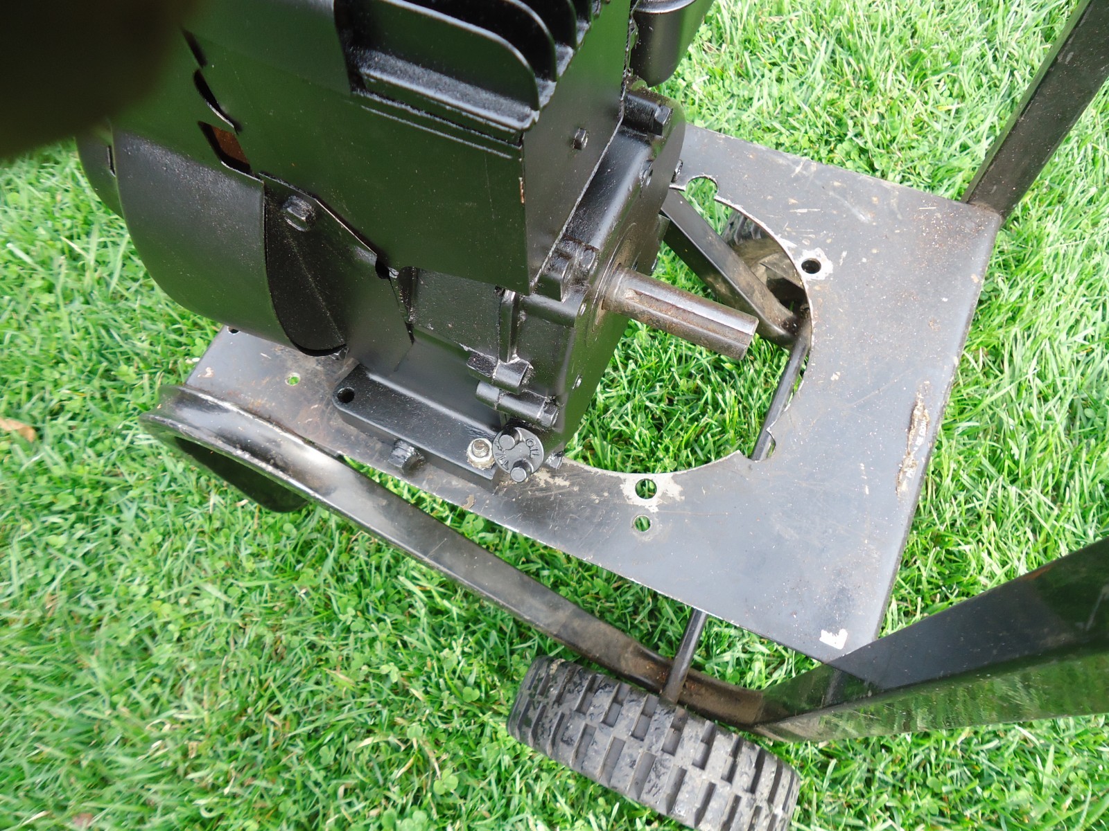 Vintage / Briggs & Stratton 3 HP Engine / Minibike /Go Kart / Tiller