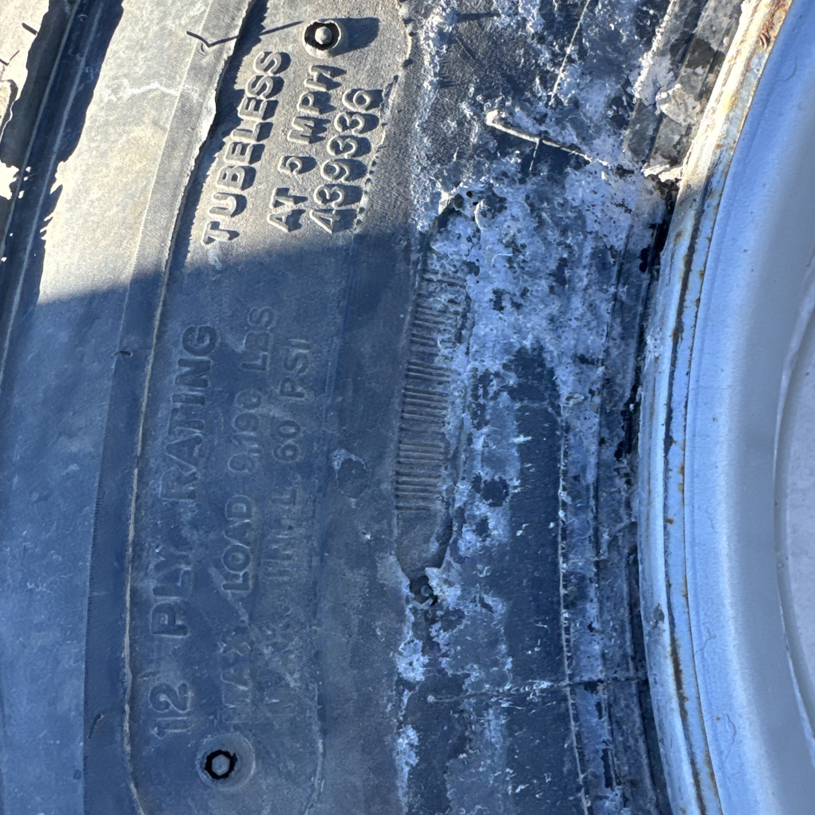 15x19.5 Boom Lift Tire Titan 12 Ply