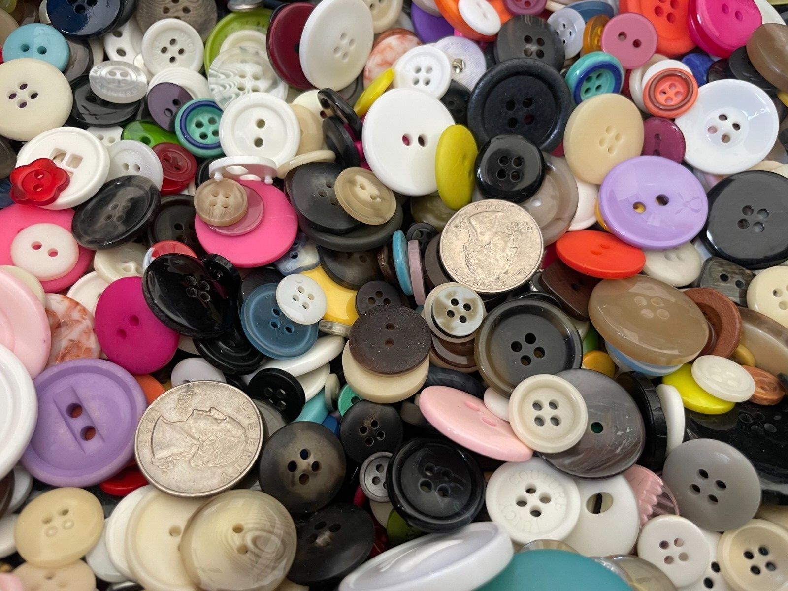 100 New Buttons assorted mixed color and sizes bulk Mixed Button lot MX1