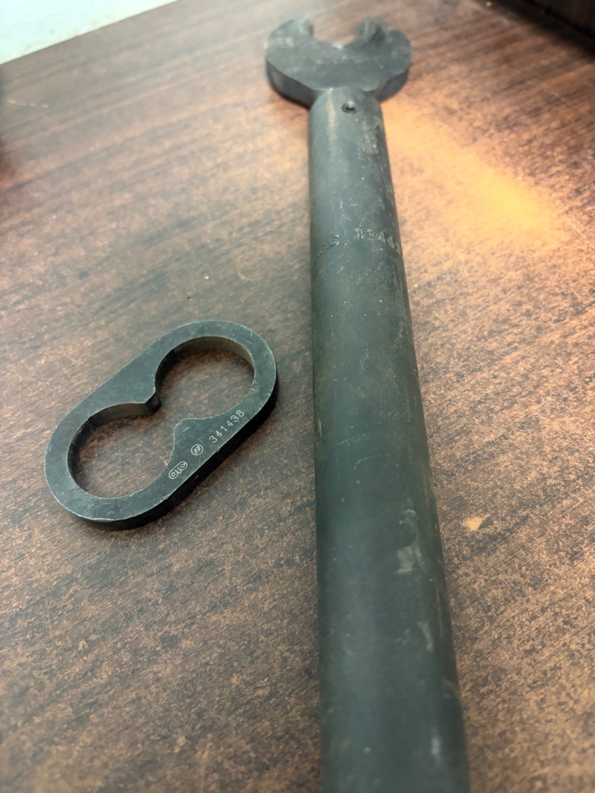 OMC EVINRUDE JOHNSON OUTBOARD 341438 334455 PINION NUT INSTALLER TOOLS  B328