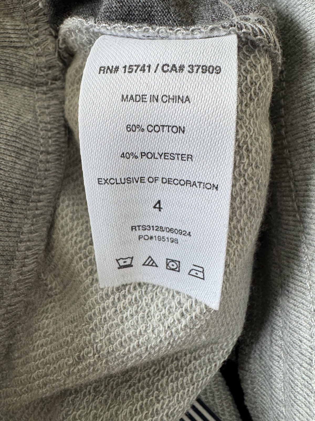 Splendid Toddler Boy Two Tone Long Sleeve Set Joggers Size 4 NWT