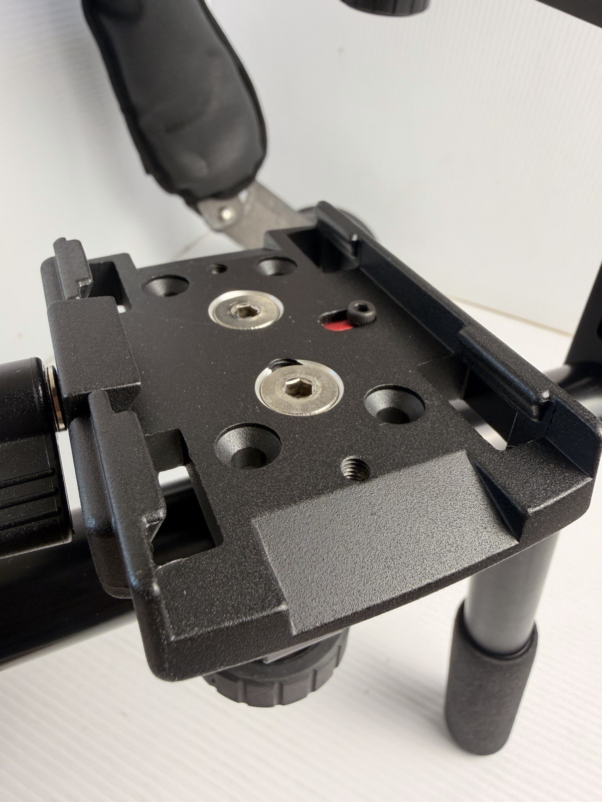 VariZoom Zero Gravity Camera Support System w/ Soft Carry Case