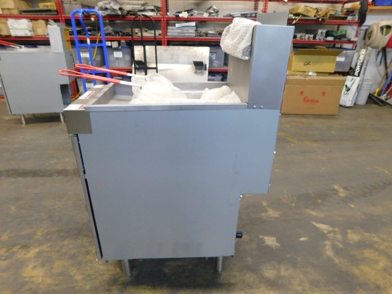 New S/D Vulcan 50 lbs Capacity Deep Fryer, Model: 1VEG50M-1 (2-In Stock)