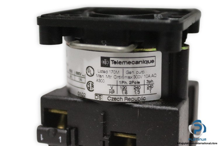 TELEMECANIQUE K1B011U BODY FOR CHANGEOVER SWITCH_Harmony K_Plastic_22 mm hole