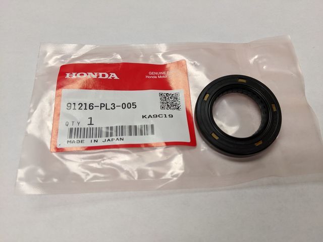 Genuine Honda Manual Transmission Input Shaft Seal 91216-PL3-005
