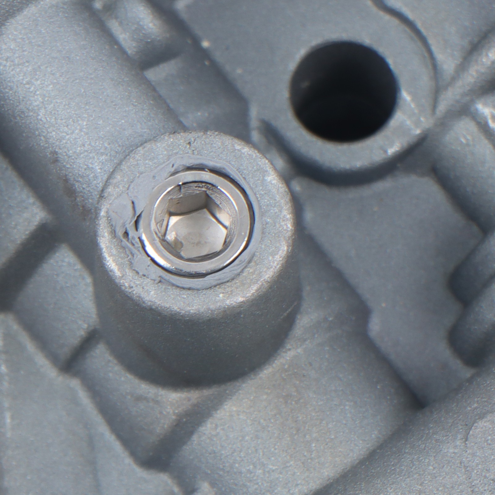 Pressure Washer Pump Manifold Kit 7108366 With Mounting Bolt Washer Pump Sliver