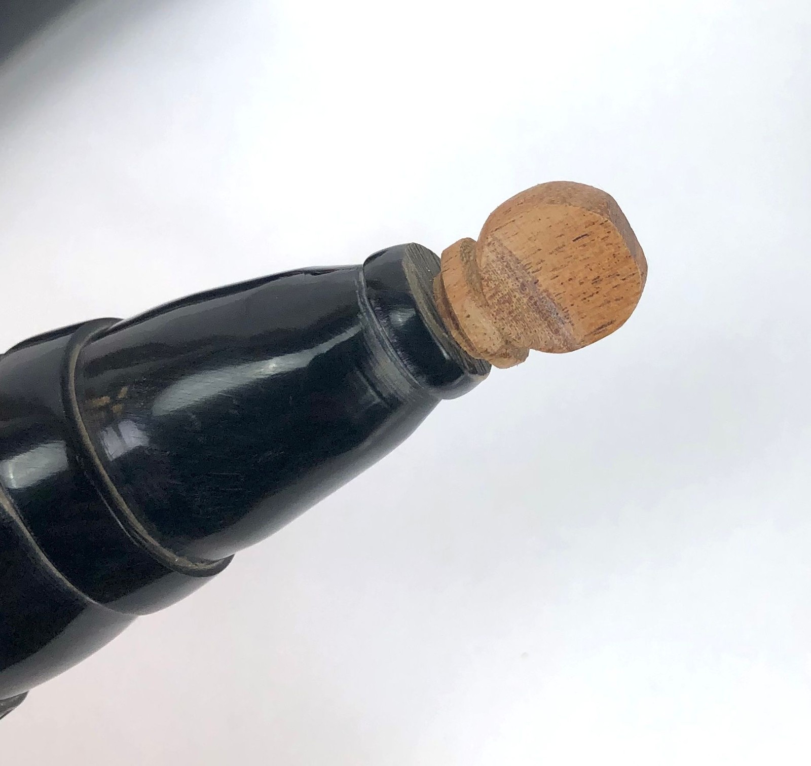 Small Colonial Priming Horn - Black