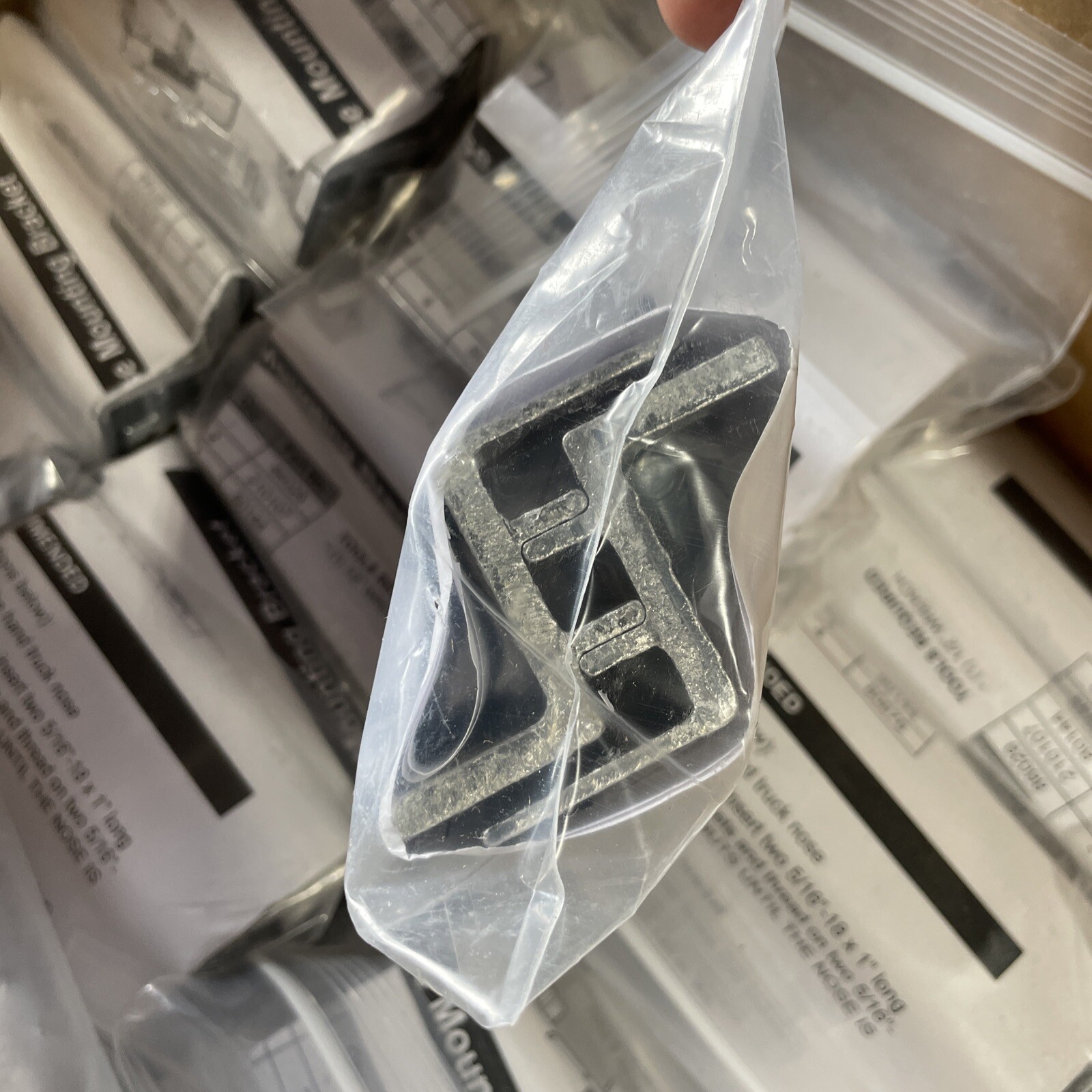 Magliner 86029 Nose Bracket,Left/Right, *lot Of 4 - 2 Packs* (8 Total Brackets)