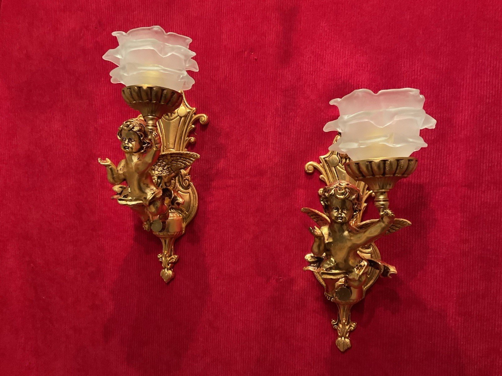 Pair Of Vintage French Putti Cherubs Winged angel Wall Lights Ormolu