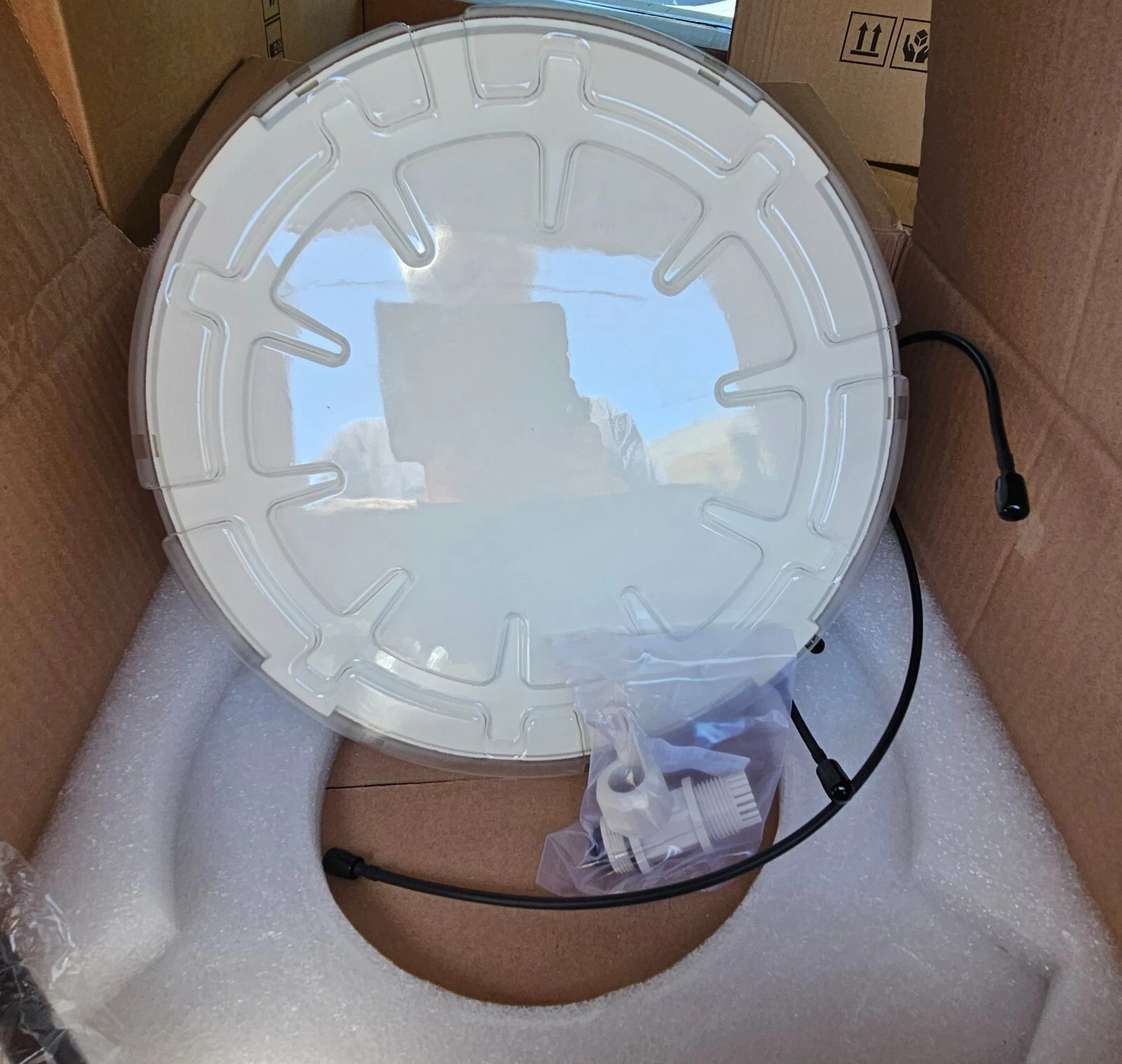 SIKLU Etherhaul E-Band Antenna EH-ANT-1ft DL5 Microwave Antenna Point To Point