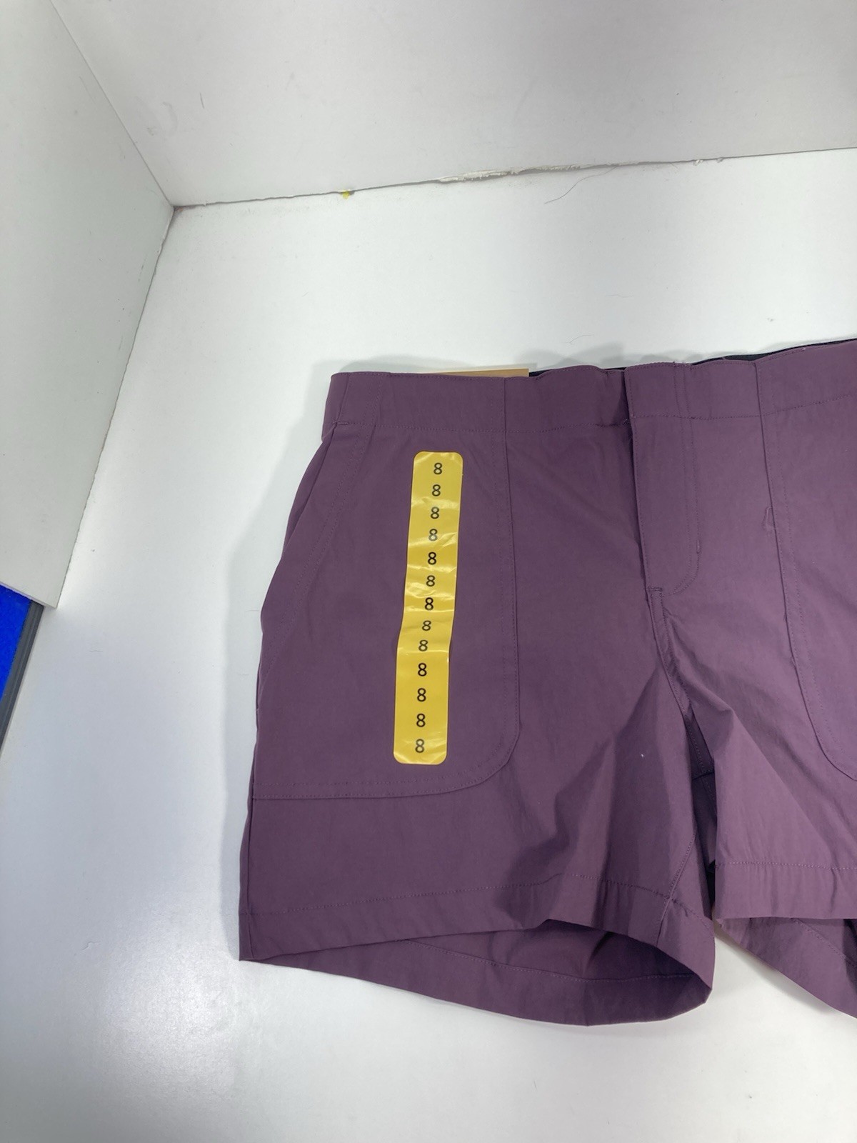 Eddie Bauer Performance Hiker Shorts Women 8 32X7 Purple Eggplant Stretch NWT