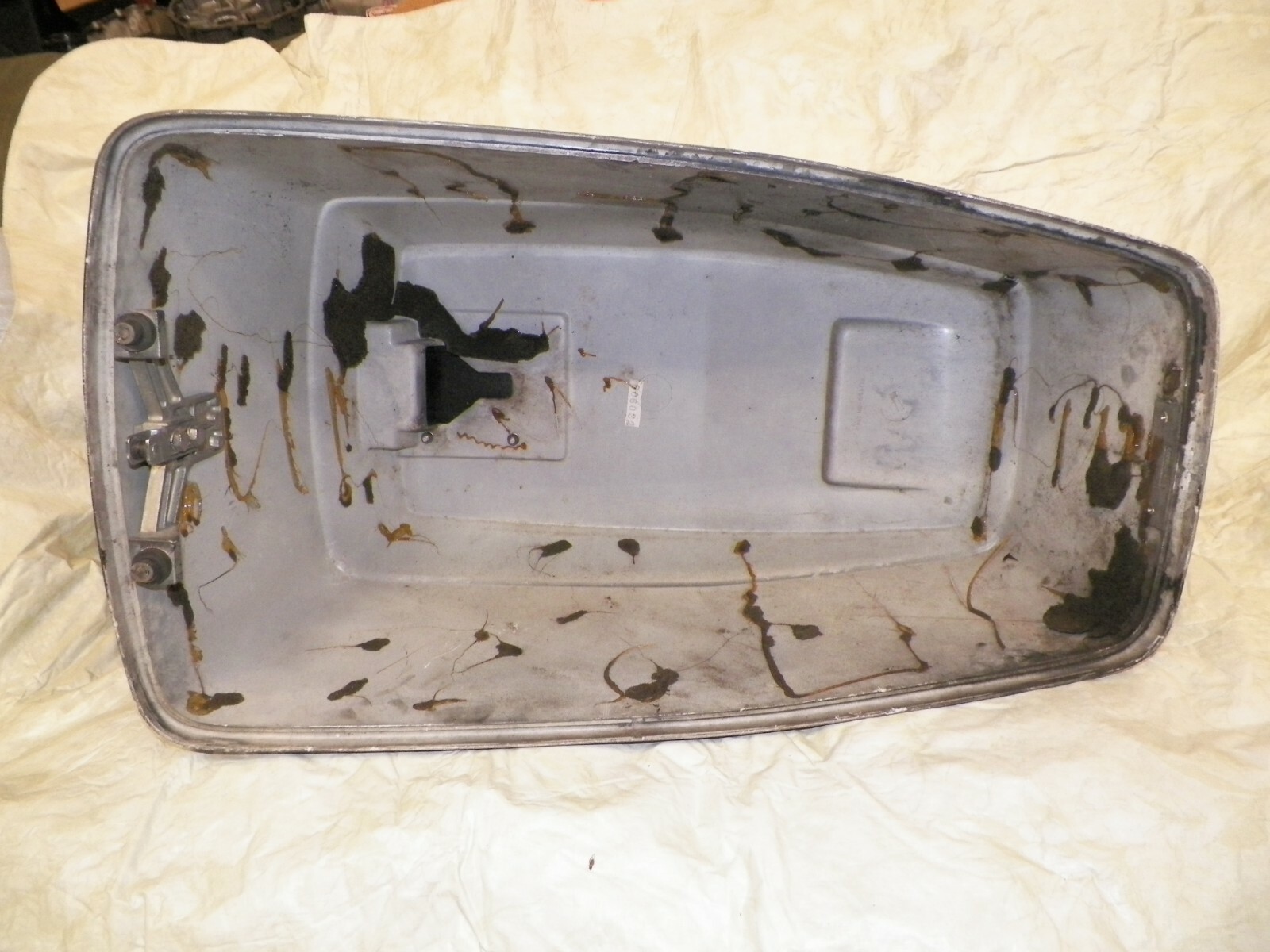 FORCE OUTBOARD 85HP COWL HOOD COVER 87,88,89,90,91,92