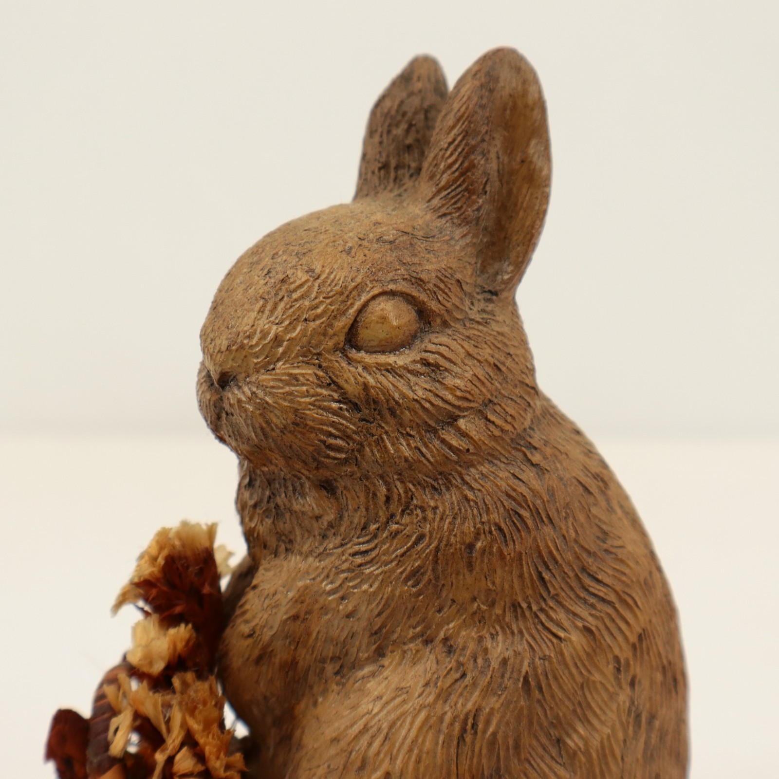 VTG Anise Rabbit Figurine United Design Corp Woodland Bunny w/ Basket Hydrostone
