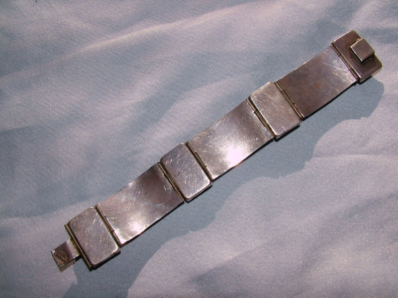 VINTAGE MALACHITE MAYAN MASK SILVER CUFF BRACELET