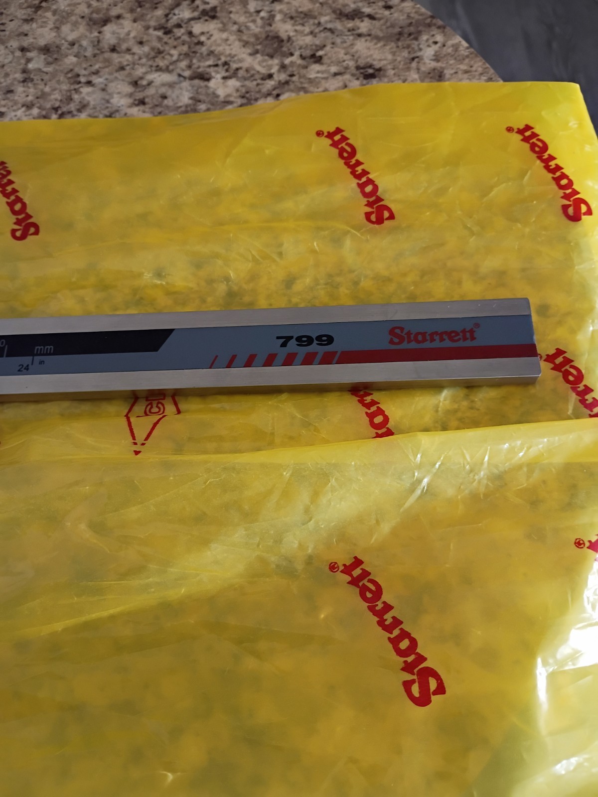 Starrett 799- 24"/600 Electronic Caliper