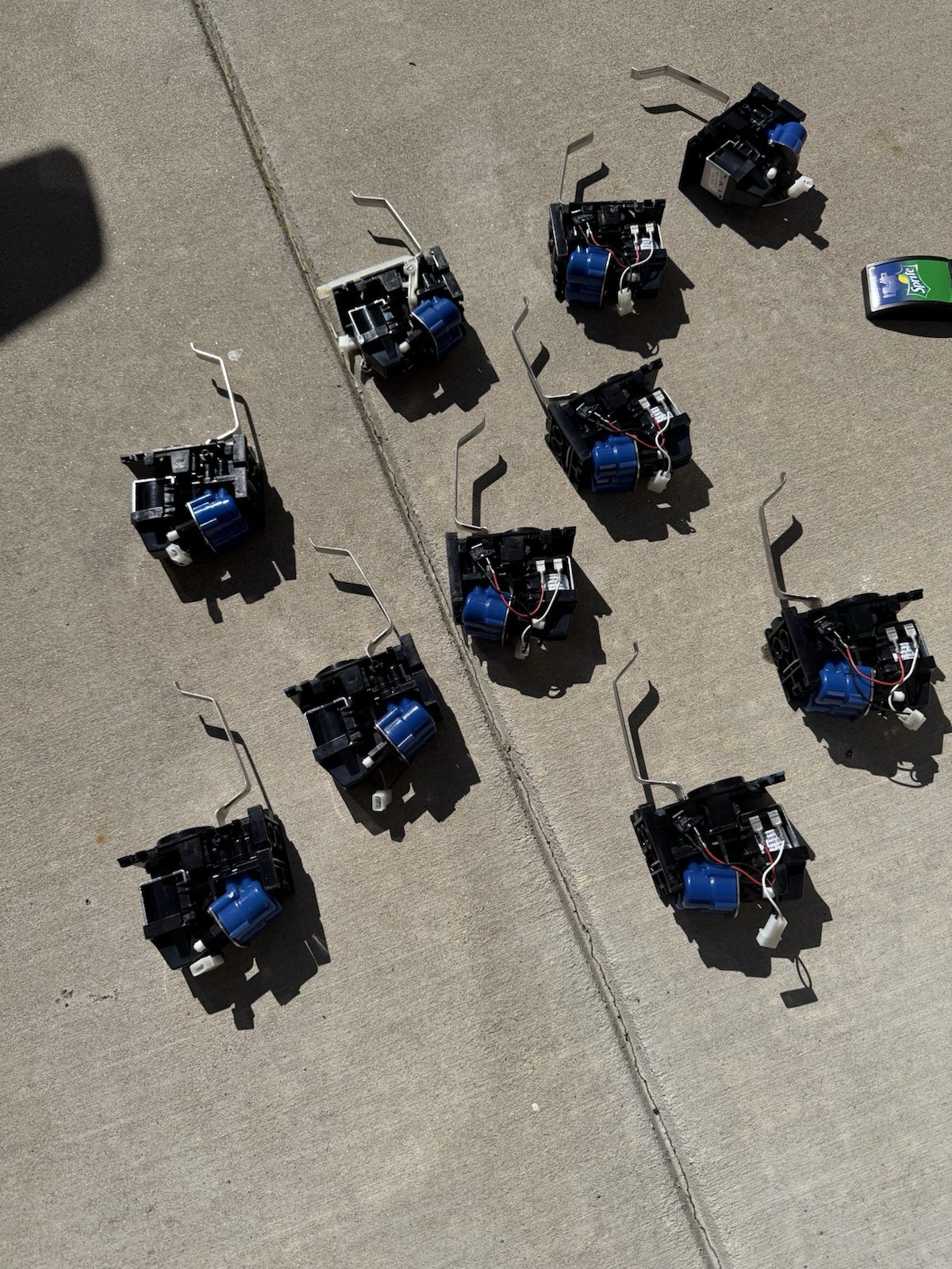 10 EA CORNELIUS SODA VALVES UF-1