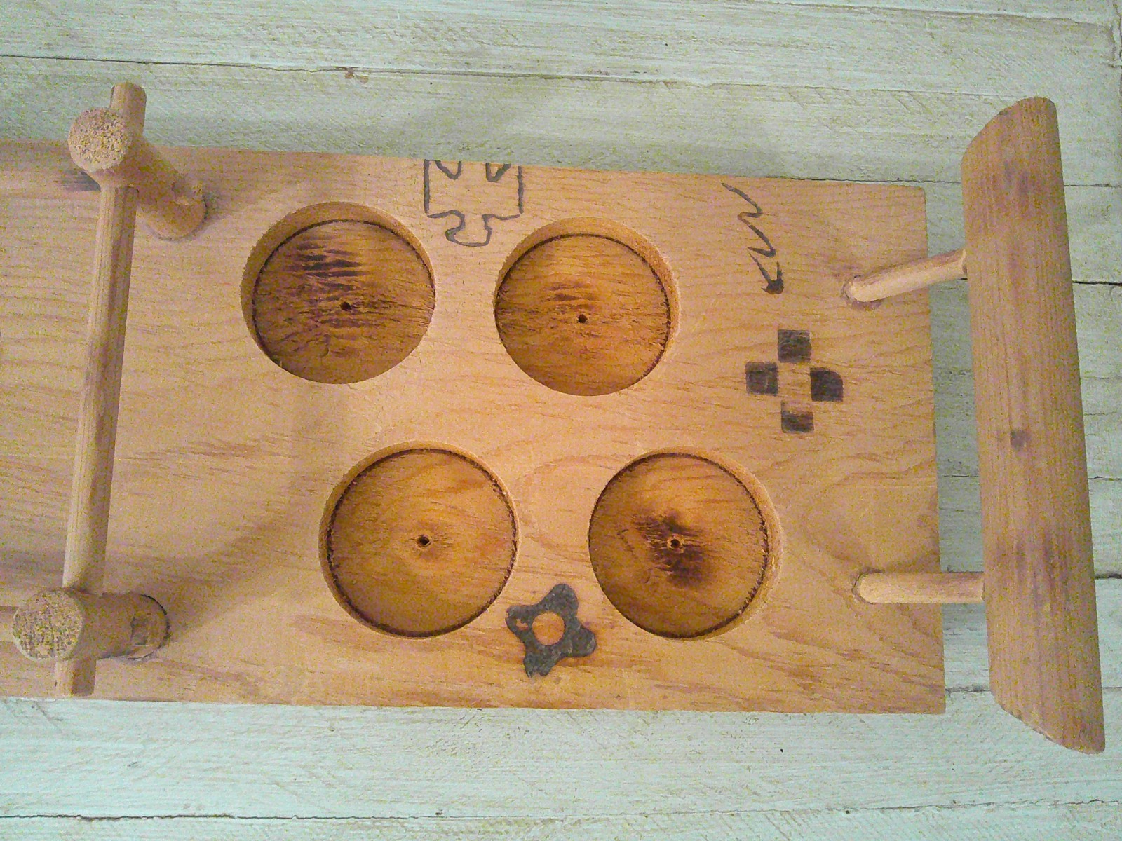 VINTAGE KNOX OIL ACEE FAMOUS OKLAHOMA INDIANS PITCHER/TUMBLER WOOD TRAY